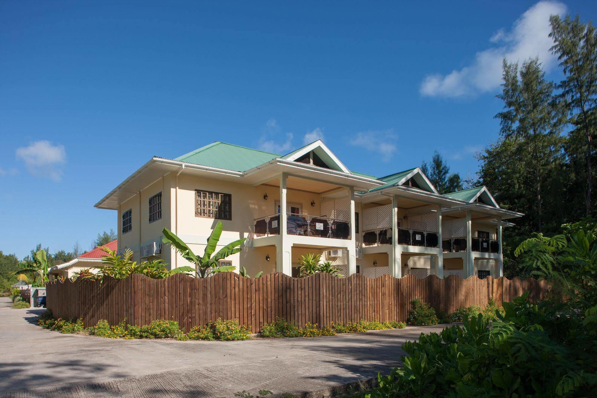 Chez Bea Luxury Villa Baie Sainte Anne Exterior foto